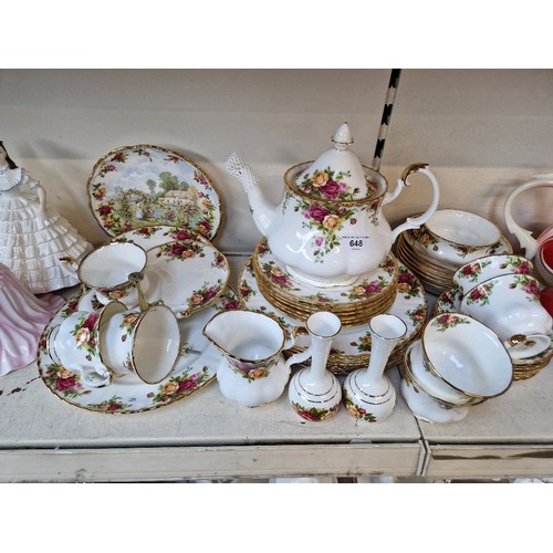 648 - Royal Albert Old Country Roses china approx. 37 pieces