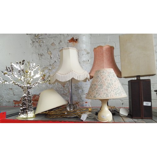 182 - 4 table lamps and a festive type decorative metal tree