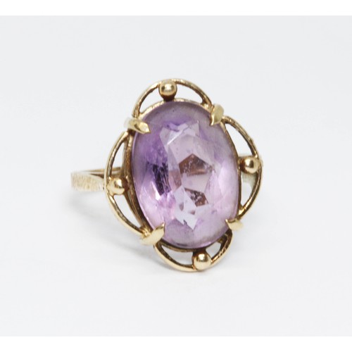 154 - A hallmarked 9ct gold amethyst ring, gross weight 3.6g, size K.