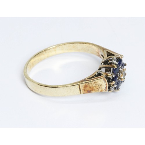 179 - A hallmarked 9ct gold diamond sapphire cluster ring, gross weight 3g, size Q.