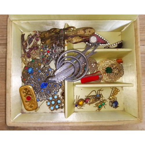 342 - An embroidered jewellery box including Czech brooches, insect brooches etc.