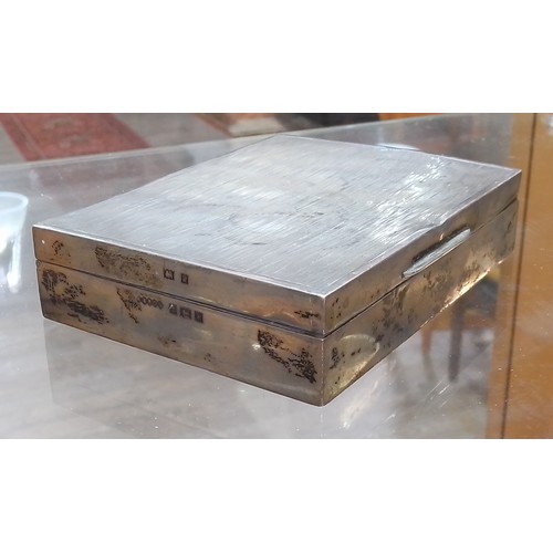 423 - An Art Deco style hallmarked silver box, 11cm x 8.5cm.