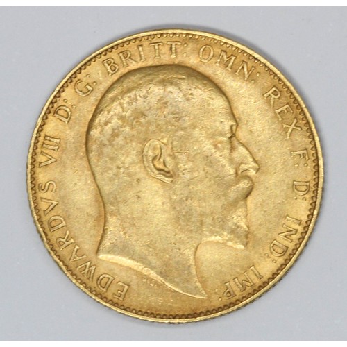 538 - An Edward VII 1910 sovereign.