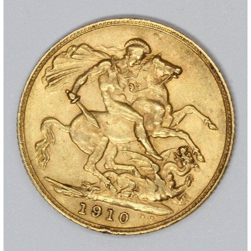 538 - An Edward VII 1910 sovereign.