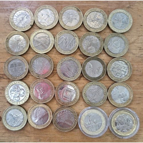 549 - A group of 25 assorted collectable £2 coins.