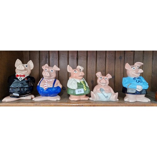 Set of 5 Wade NatWest pigs all with original stoppers