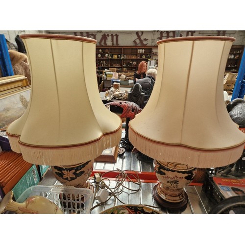 333 - A pair of French table lamps.