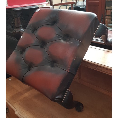 934 - A brown leather Chesterfield footstool,
W47cm x L47cm X H30cm.