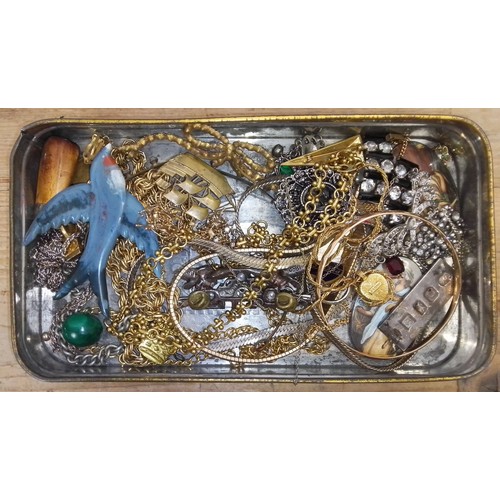 270 - A tin of assorted mainly vintage jewellery including hallmarked silver and yellow metal etc.