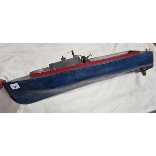 390 - A live steam model boat, length 62cm