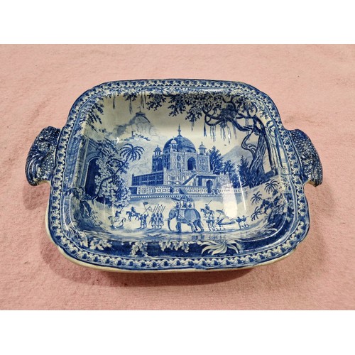 494 - A 19th century blue and white tureen decorated with the Mausoleum of Sultan Purveiz near Allahabad p... 