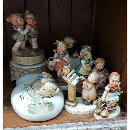 530 - Unusual Hummel ‘Wall Pocket Girl’ (produced 1958) with 5 Hummel figurines including ‘To Market’ (196... 