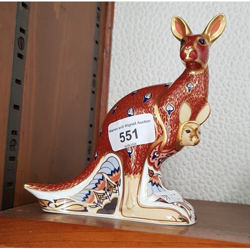 551 - Royal Crown Derby Australia Collection kangaroo - gold stopper