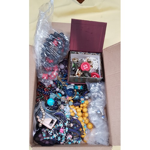 564 - Box of costume jewellery