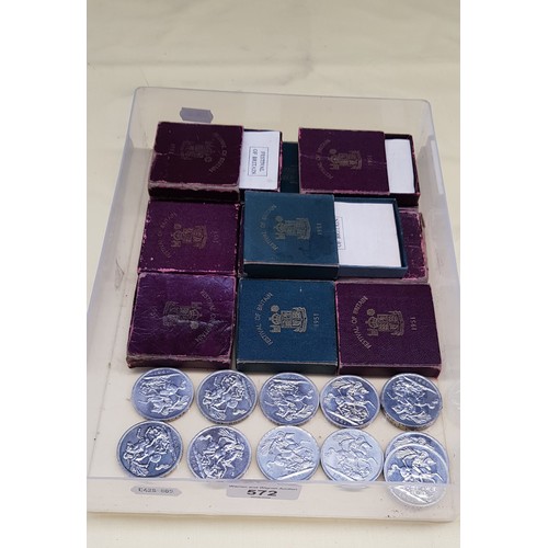 572 - A group of twelve Festival of Britain 1951 commemorative crowns, with original boxes