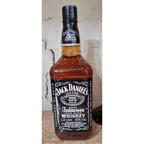 516 - 12 1 litre bottles of Jack Daniels.