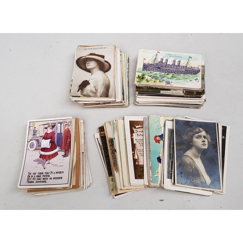 75 - A collection of approximately 240 early 20th century postcards.