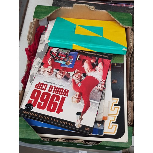 199 - A box of sporting memorabilia including autographs etc.