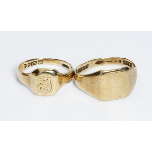 67 - Two hallmarked 9ct gold signet rings, weight 5.3g, size L & P.