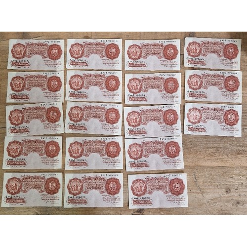 415 - Thirty five 10 Shilling bank notes to include 89N 710290 to 89N 710302, Z49Z 926010 to Z49Z 926013, ... 