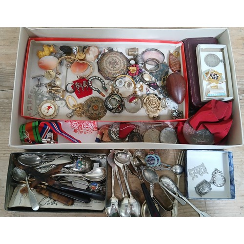 441 - A tray of assorted collectables including medals, silver fobs, jewellery etc.