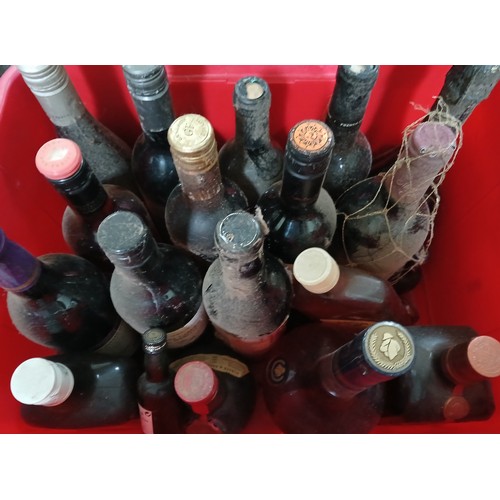 481 - A box of assorted wines and spirits.