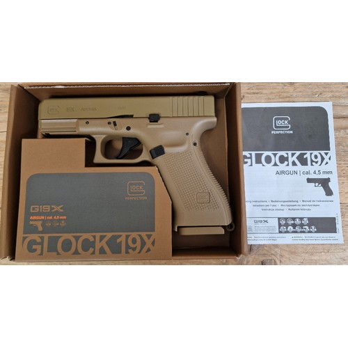 8 - A Glock 19X 4.5mm calibre Co2 BB air gun, serial no.ACWX519, 18cm long, in original box with manual.... 