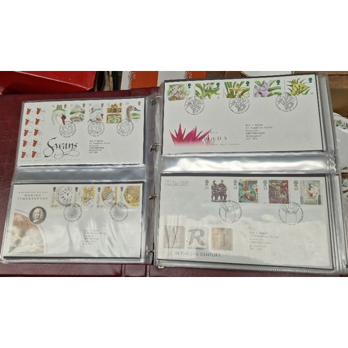 76 - Album of FDC from the years 1992-2004, approximately 120 covers