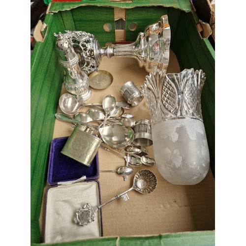 193 - A mixed lot of silver and silver plated ware and other metal ware.