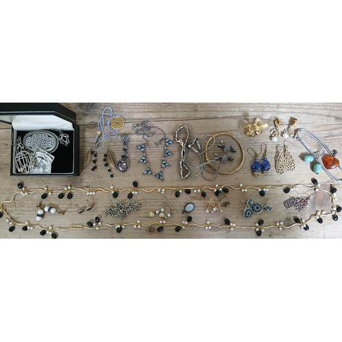 175 - A quantity of costume jewellery including many items marked '925', eastern etc.