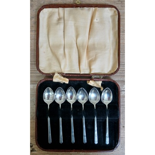 196 - A cased set of six Art Deco silver teaspoons.