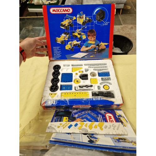 38 - A box of Meccano No 3