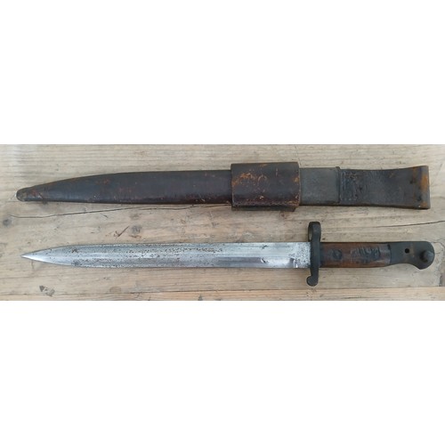 46 - A British WWI 1903 pattern bayonet with leather scabbard, total length 45.5cm.