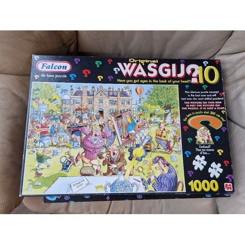 85 - A large collection of Wasgij puzzles, jigsaws, 3D puzzles, etc.