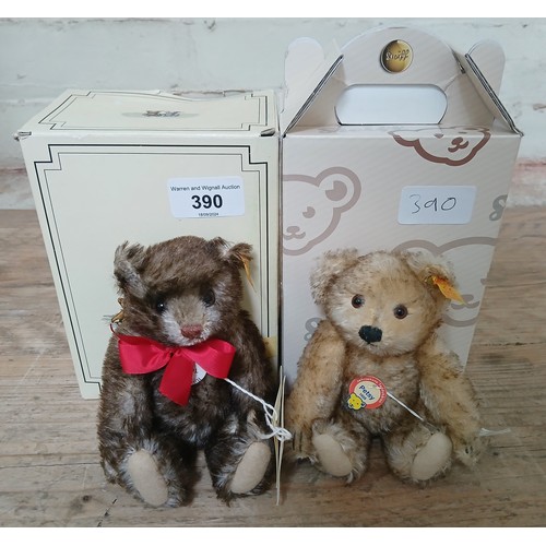 390 - Two Steiff miniature bears, in original boxes.