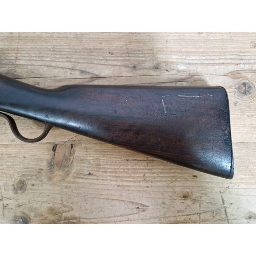 40 - A 19th century British Martini-Henry 577/450 military rifle, barrel indistinctly marked, total lengt... 