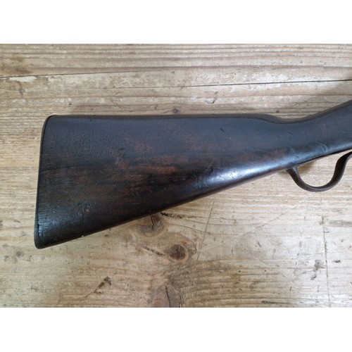 40 - A 19th century British Martini-Henry 577/450 military rifle, barrel indistinctly marked, total lengt... 