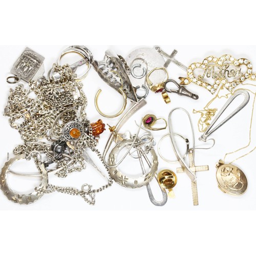 189 - A mixed lot of assorted jewellery including 9ct gold locket pendant on chain, weight 2.4g, silver an... 