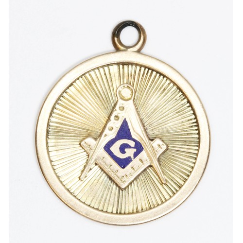 30 - A Masonic pendant or charm, diameter 20mm, unmarked gross weight 2.8g.