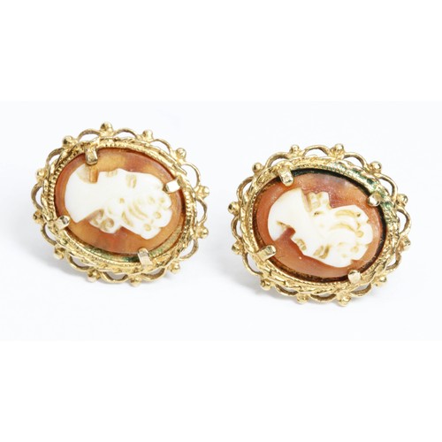 77 - A pair of hallmarked 9ct gold shell cameo earrings, gross weight 2.4g.