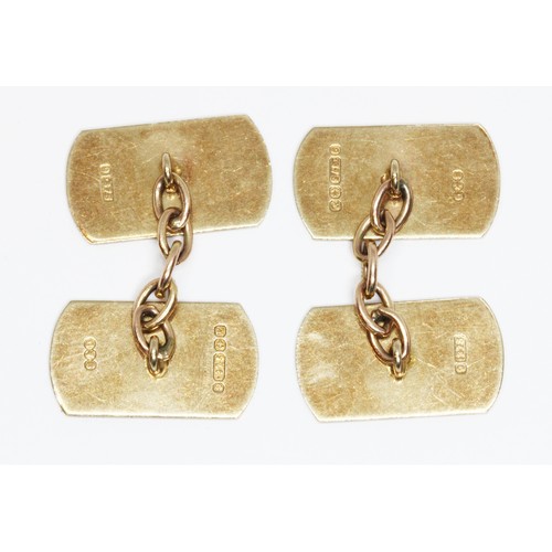 129 - A pair of hallmarked 9ct gold cufflinks, weight 4.8g.