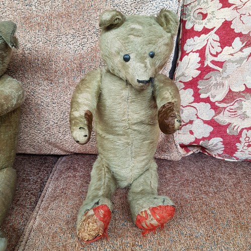 16 - A group of four vintage teddy bears