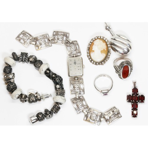 517 - Assorted silver and costume jewellery including a Wallis Hunter watch with Macintosh style strap, a ... 