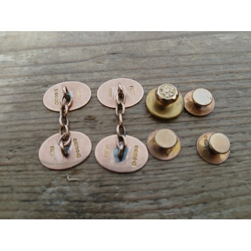 179 - A pair of hallmarked 9ct gold cufflinks, three hallmarked 9ct buttons and a gold plated button, gold... 