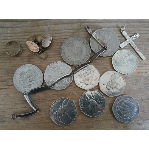 571 - A small quantity of collectable 50p coins, other coins etc.