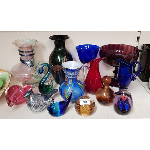 564 - Art glass - 14 items including a Whitefriars ruby jug, birds, paperweights etc.