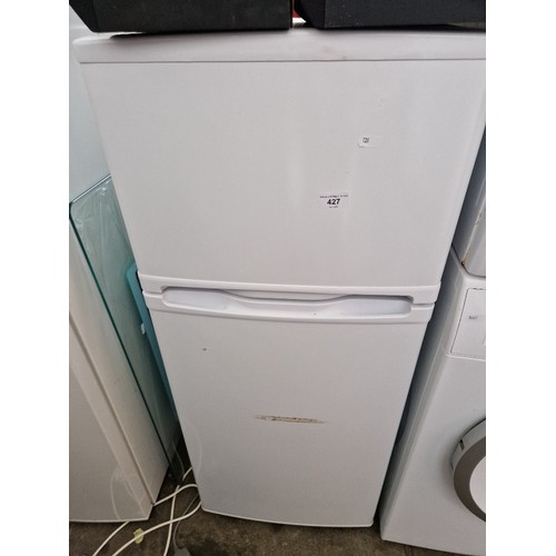 427 - An Essentials fridge freezer