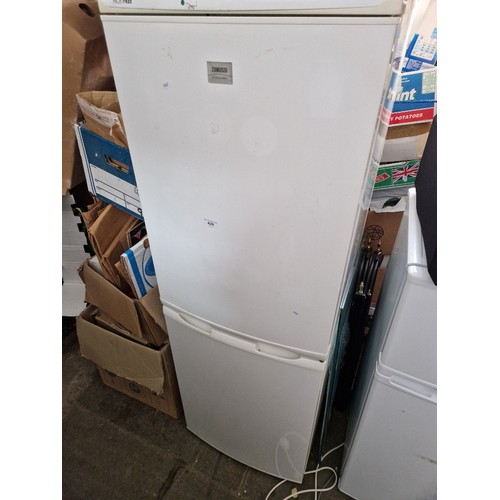 429 - A Zanussi ZK56/52 fridge freezer