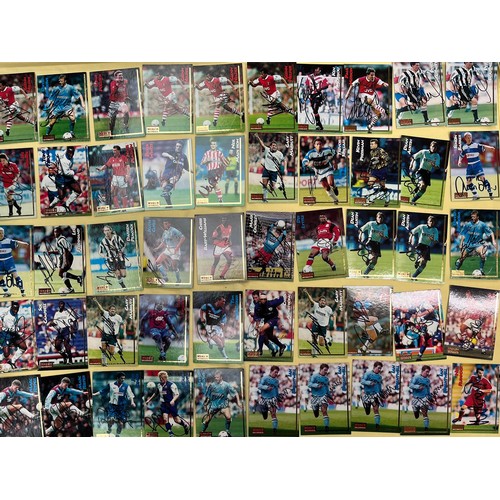 710 - A box of several hundred football cards, many of them are signed and from a personal collection.