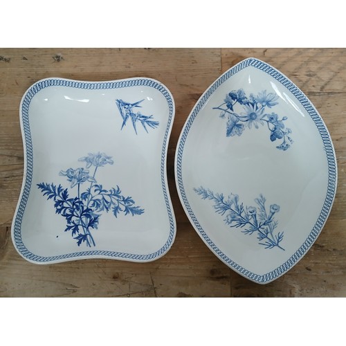 319 - Two Wedgwood Botanical blue and white pottery dishes, circa 1810-15, length 25cm & 31cm.